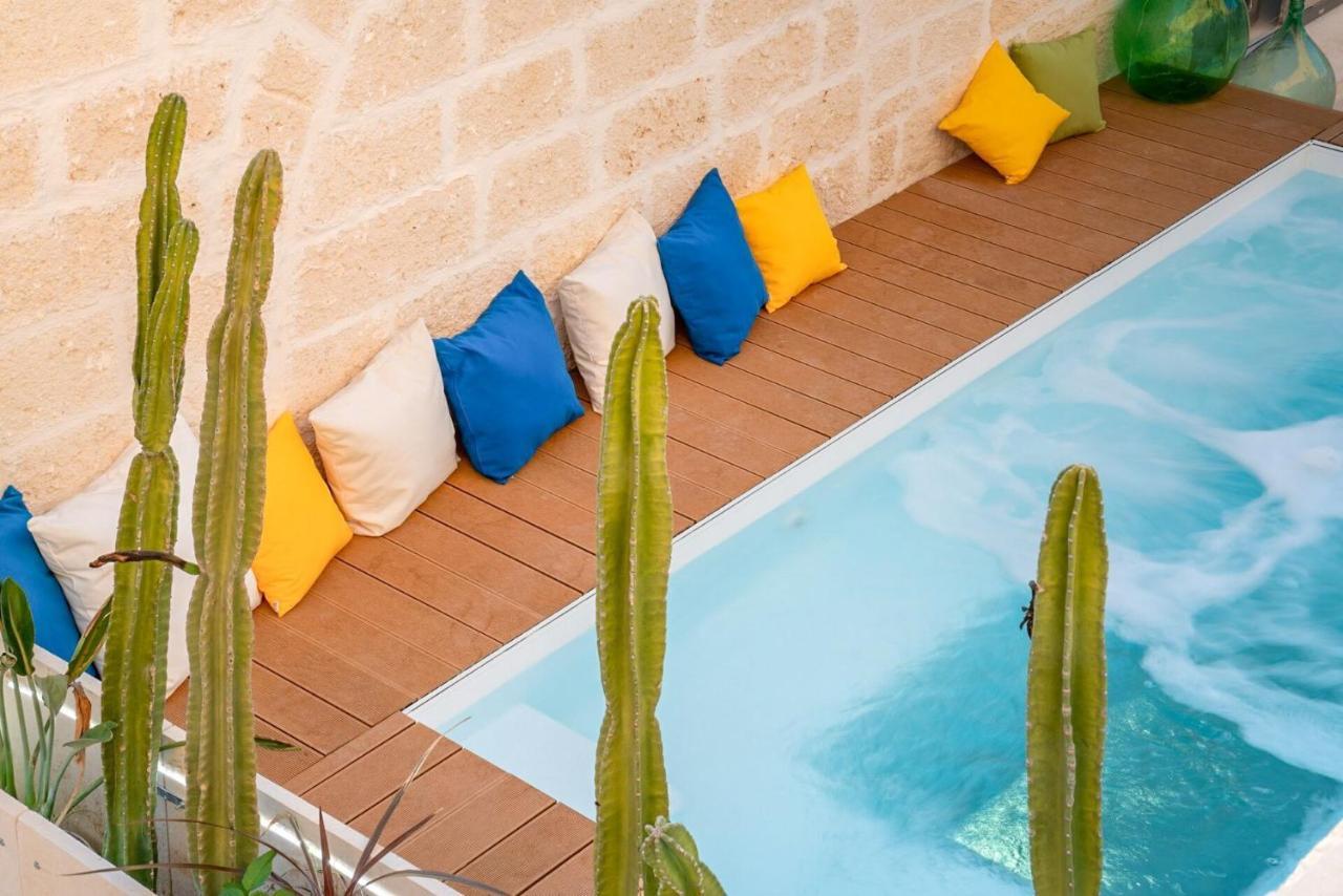 Vico Bianco Raro Smart Rooms Collection Ostuni Exterior photo