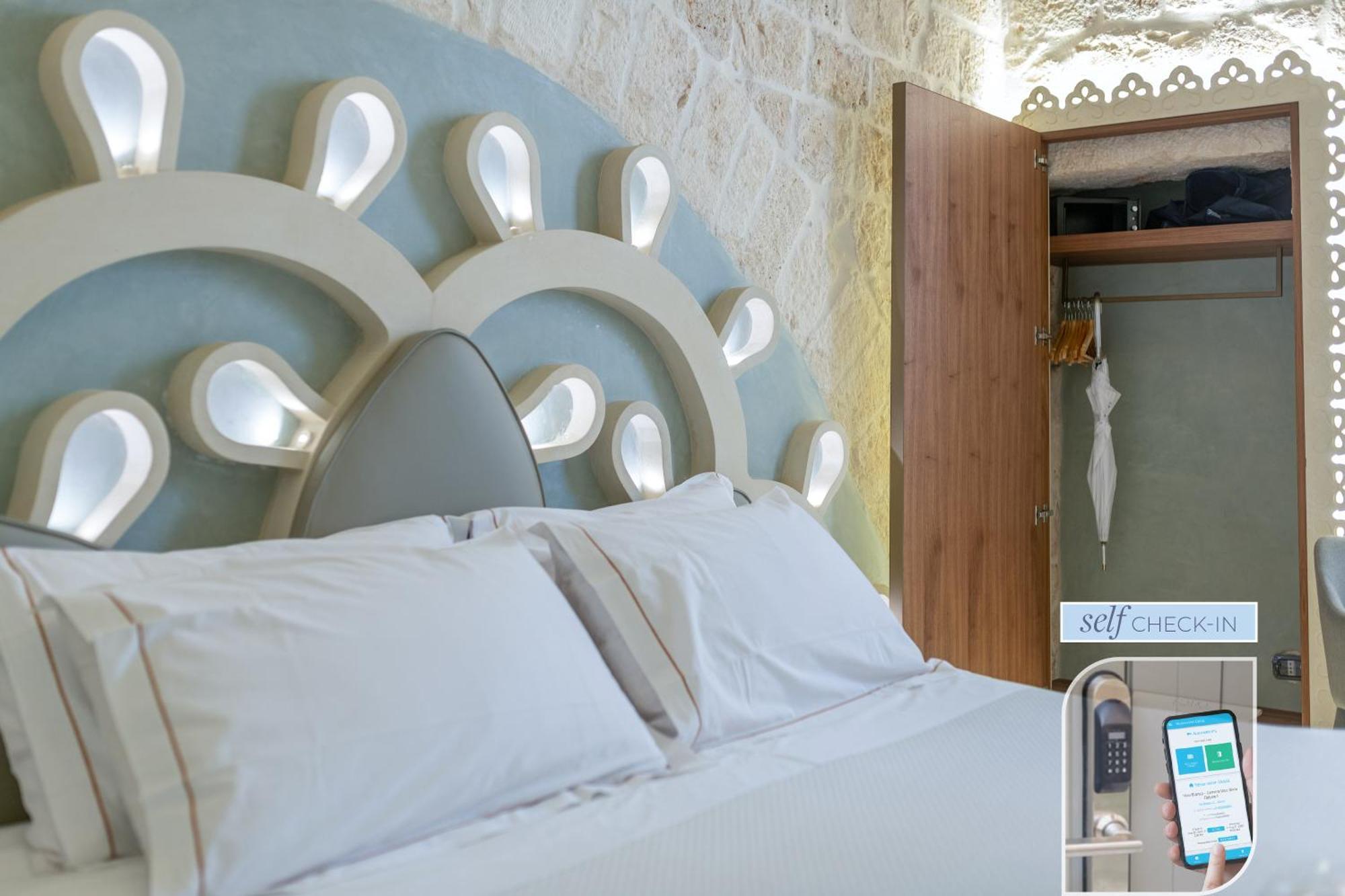 Vico Bianco Raro Smart Rooms Collection Ostuni Exterior photo